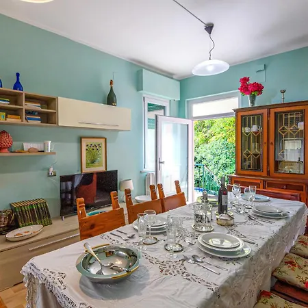 Apartment In Marina Di Sant'angelo With Wifi Silvi Marina